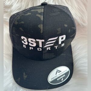 NWOTS Pacifica Headwear Black Mesh Snapback Hat